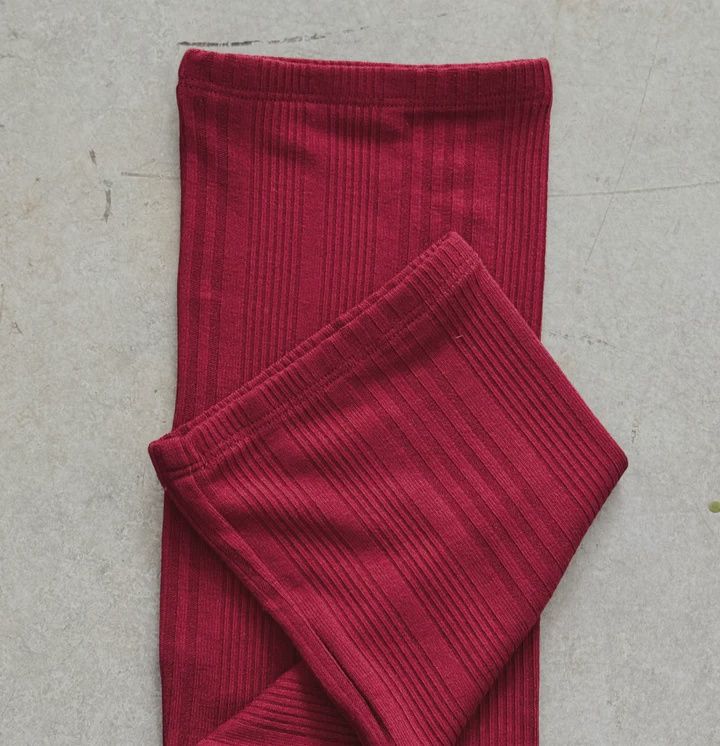 Bullet Pointe Short Leg Warmers, Color: Cranberry, Size: Small (22.5&quot;)