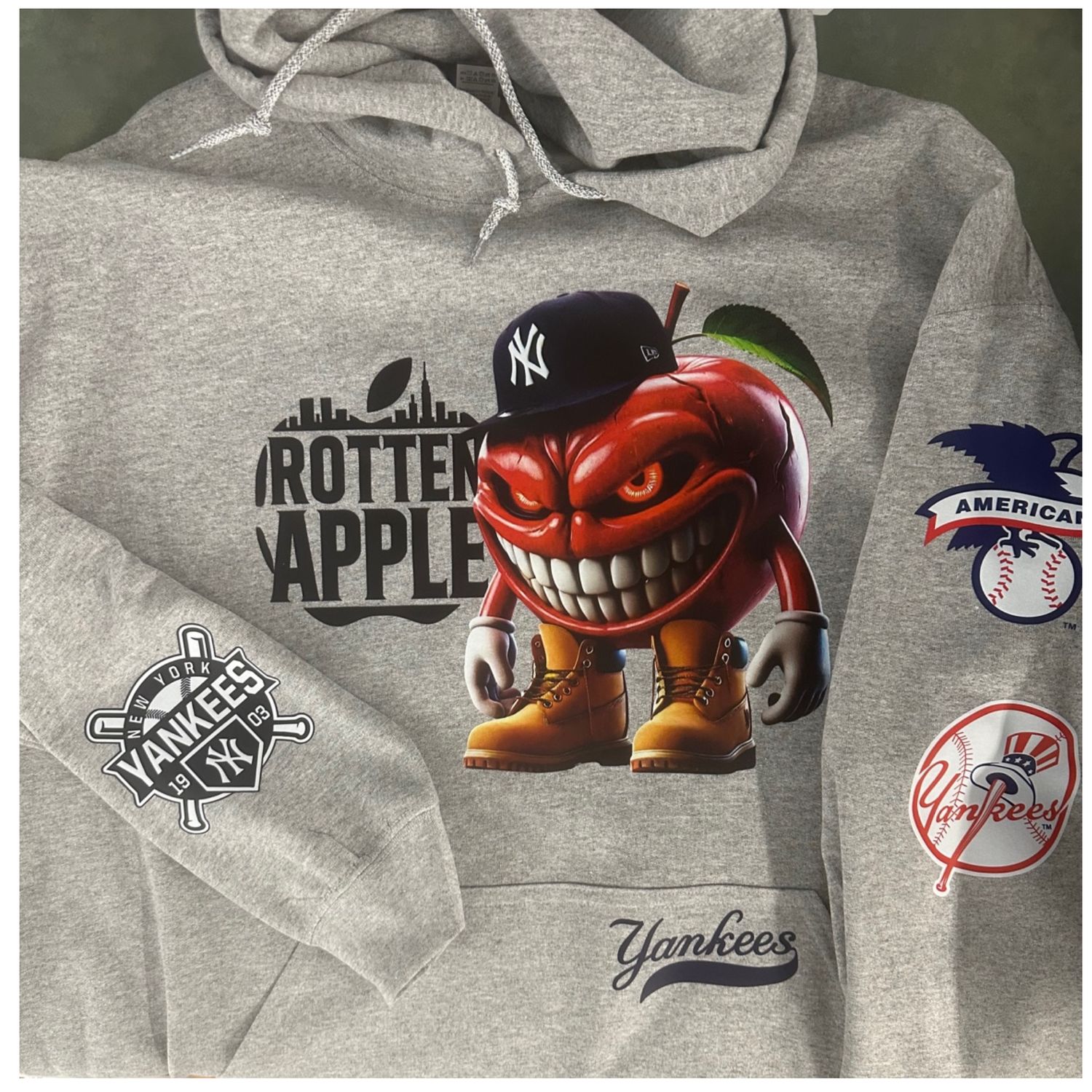 Rotten Apple - NY YANKEES