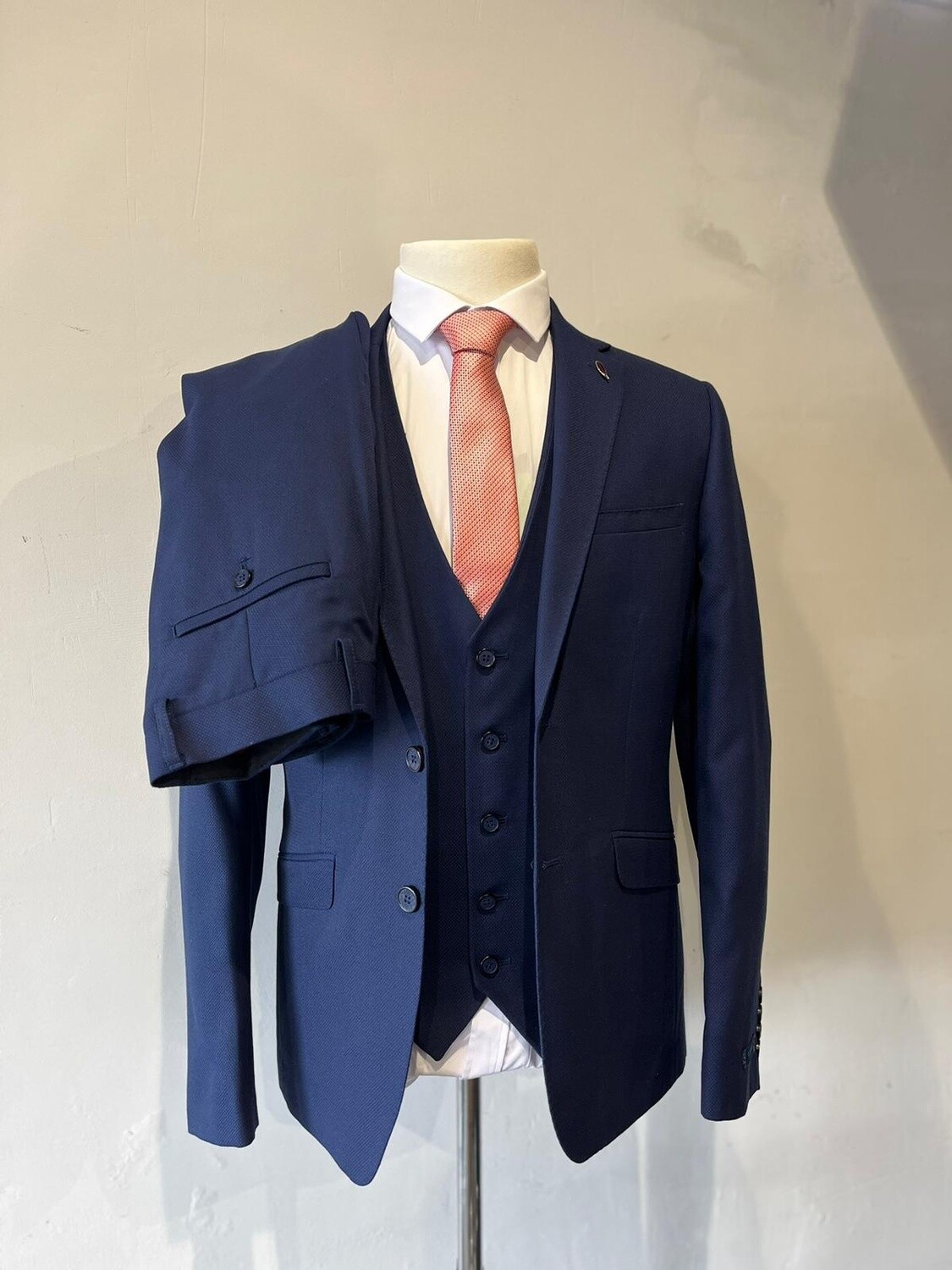 VICHI SUIT ANCHOR 23 NAVY ADULT..........OUR PRICE........