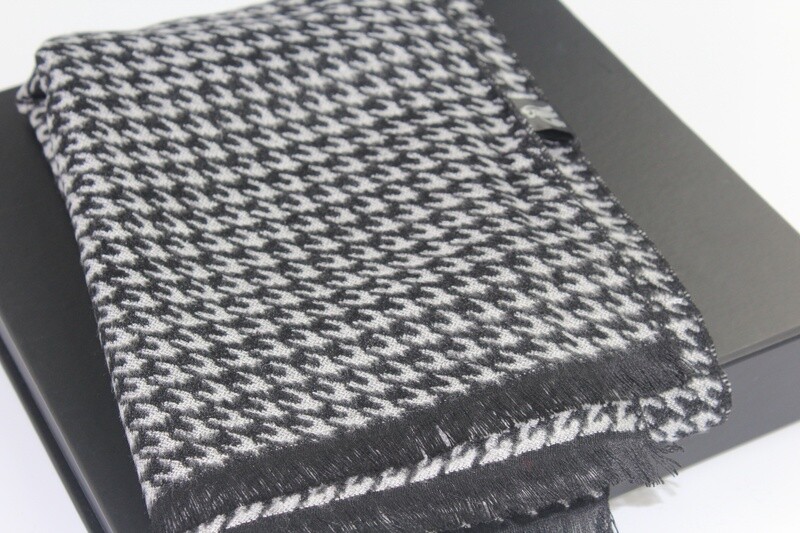 SWOLE PANDA SCARF SP715 BLACK/WHITE HOUNDSTOOTH SCARF