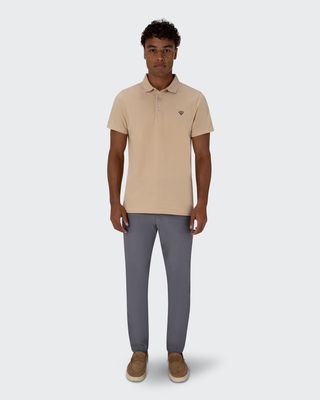 WALKER &amp; HUNT PIQUE STRETCH POLO SAND