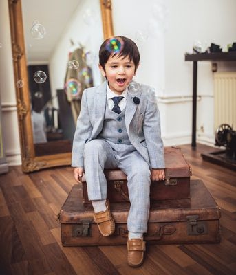 CARDI BOYS SUIT