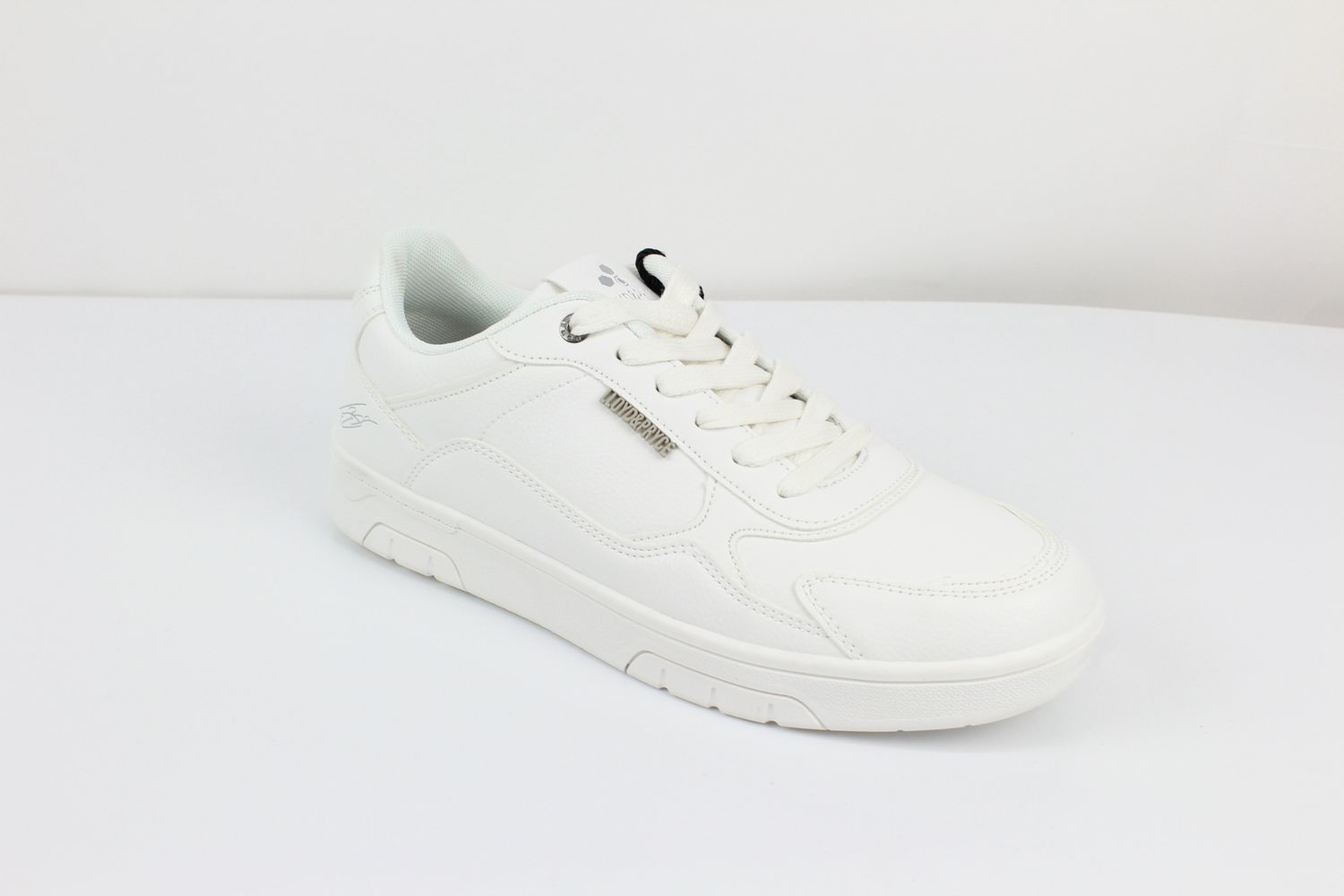 TOMMY BOWE SHOE WILLEMSE STRIKE