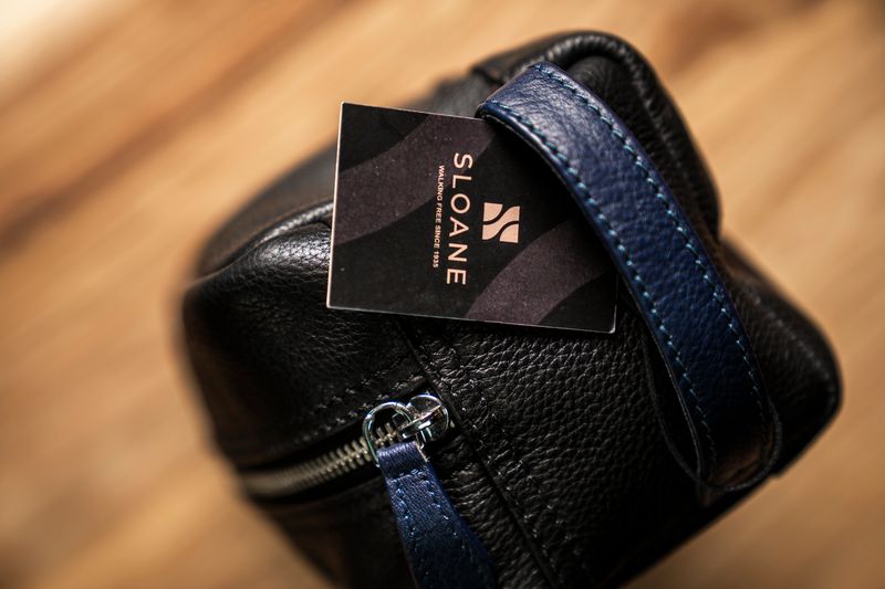 SLOANE WASH BAG 21040  BLACK/NAVY