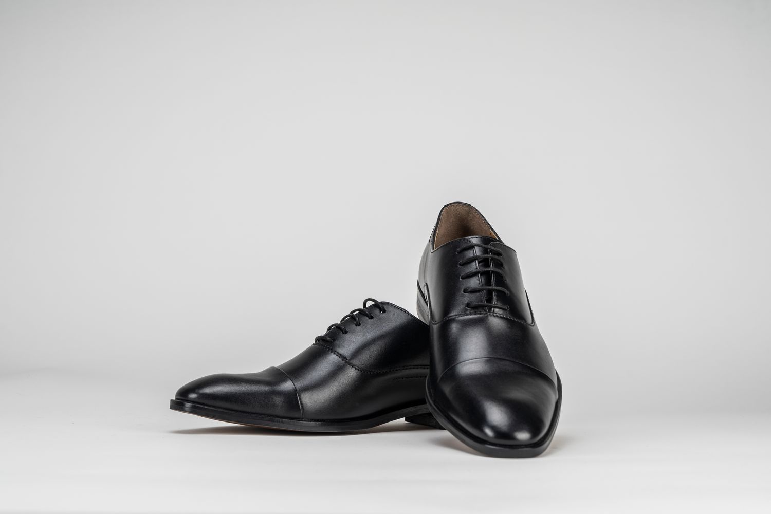 GARCIA 21010 LEATHER OXFORD TOE CAP BLACK