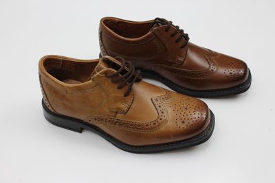 Greyson Tan Shoe 31