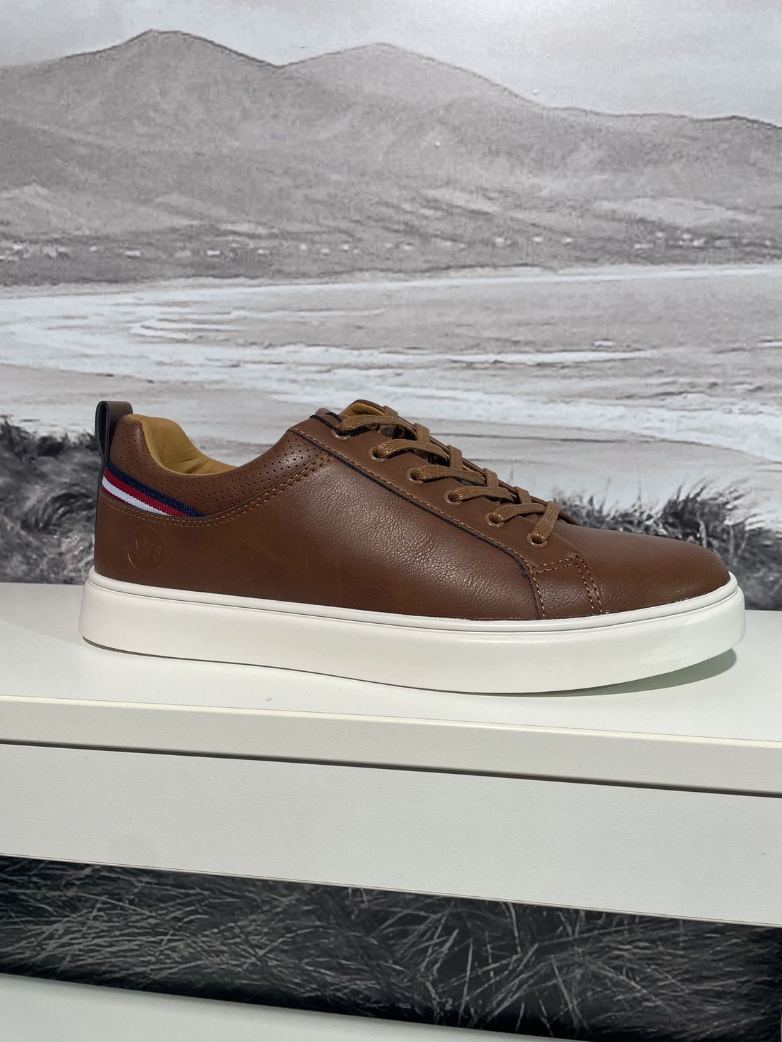NTY534 MENS SPORTY TIE SHOE TAN