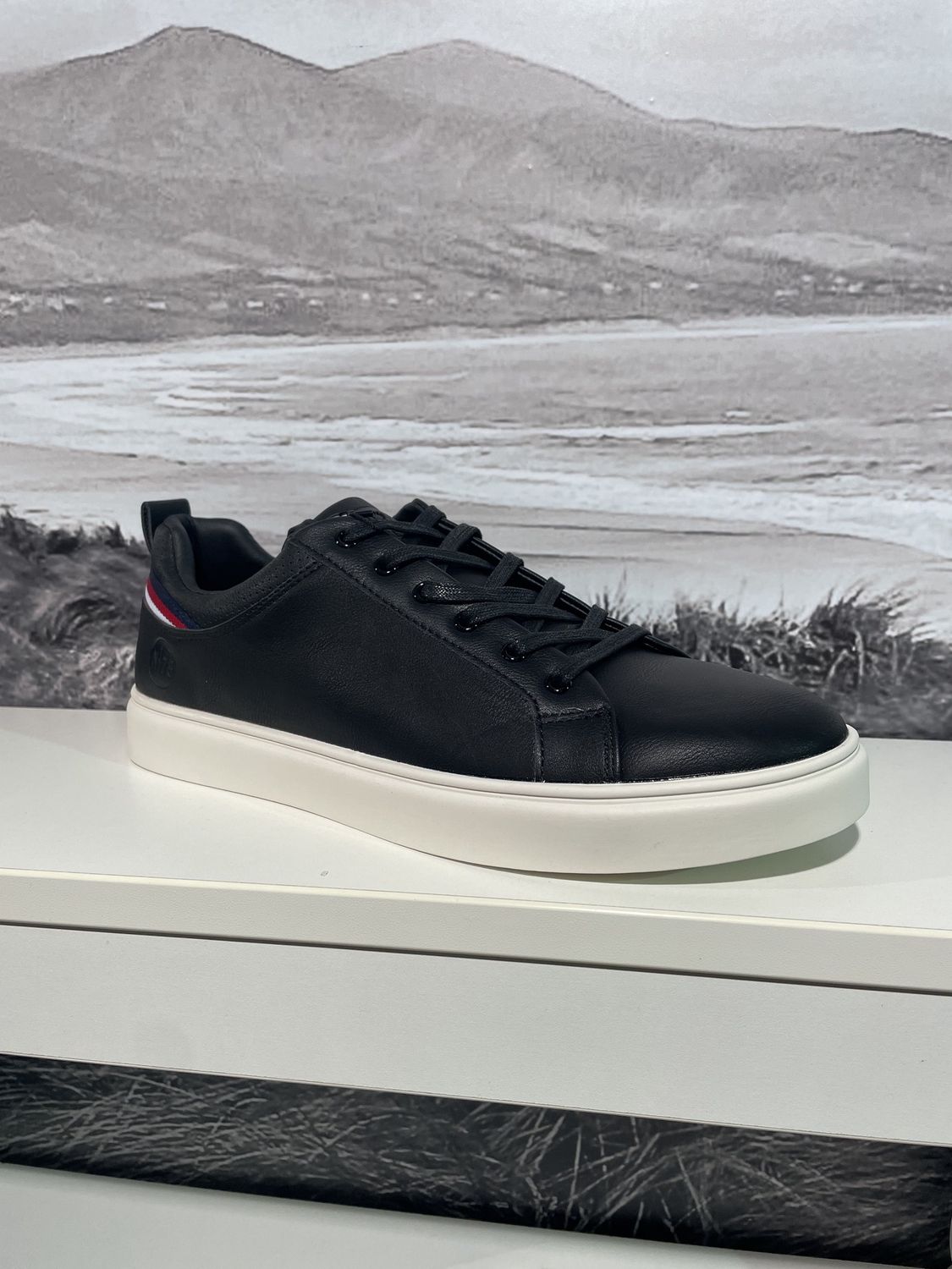 NTY534 MENS SPORTY TIE SHOE BLACK