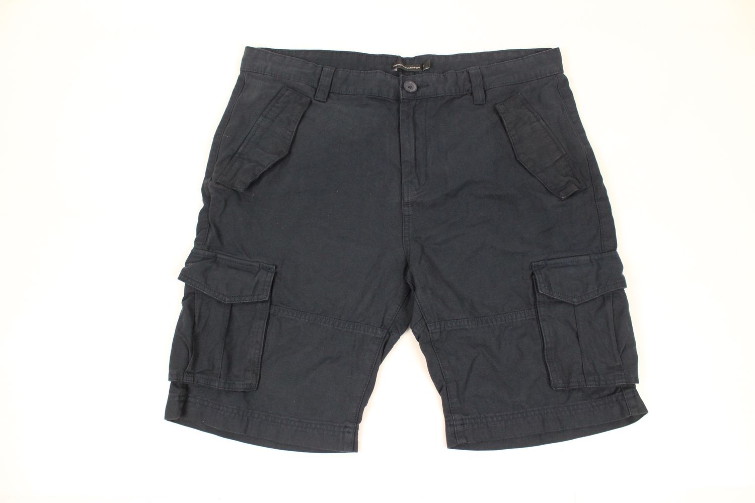 59UEC FRENCH CONNECTION CARGO SHORTS 40 MARINE