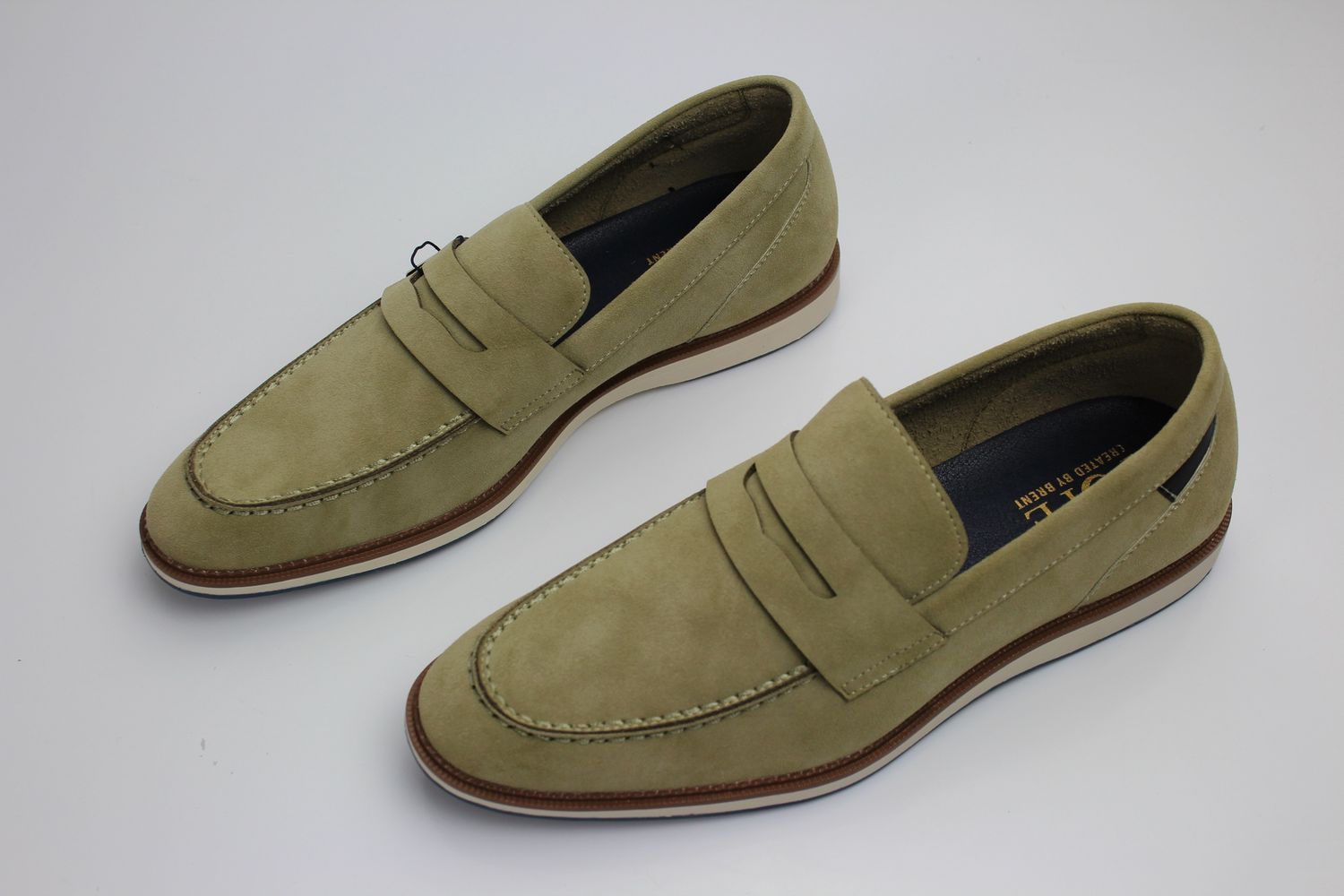 PUHOI SHOE FERN