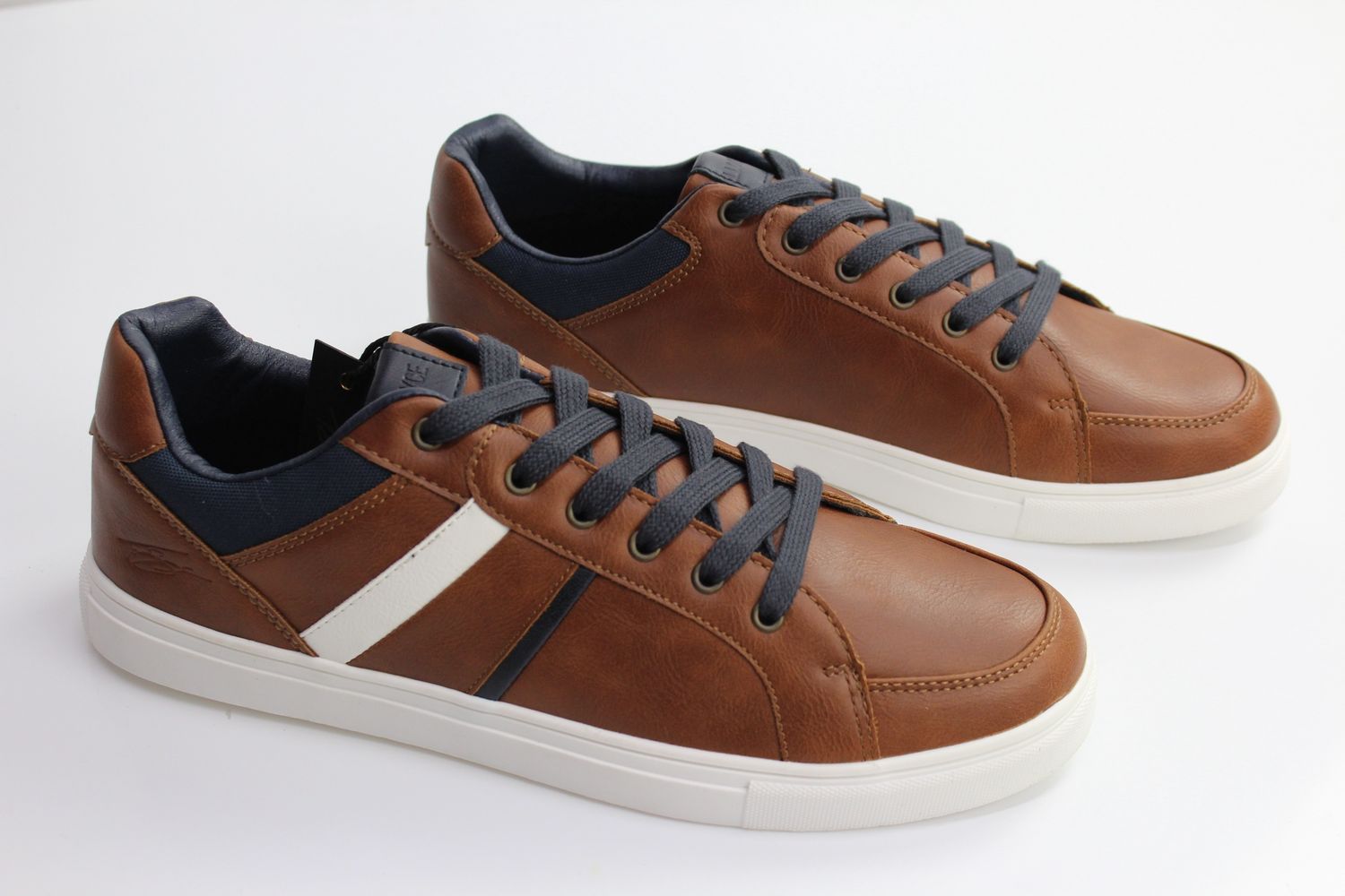 NEWELL CASUAL SHOE CAMEL