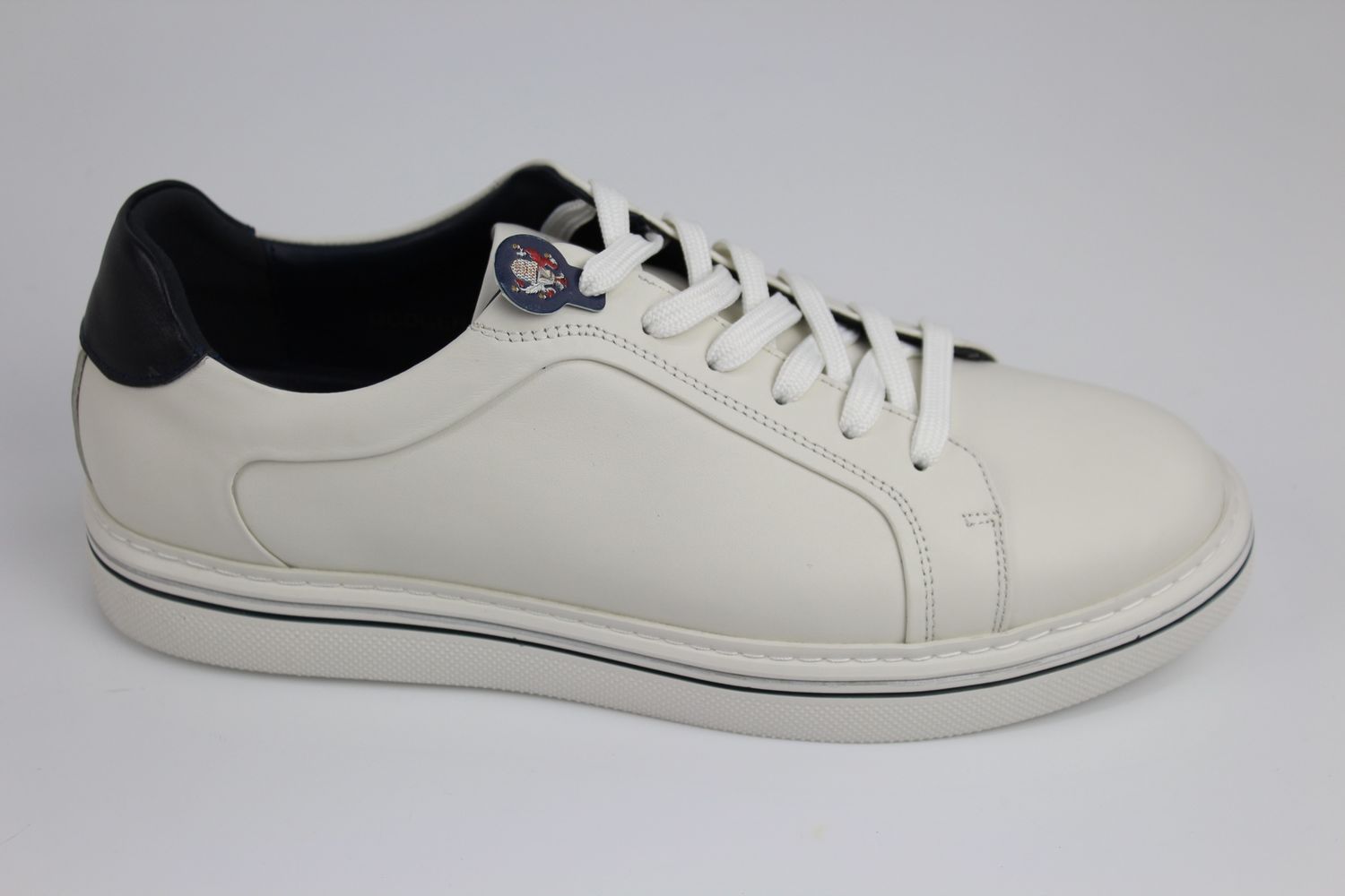 DODGER SHOE STRIKE