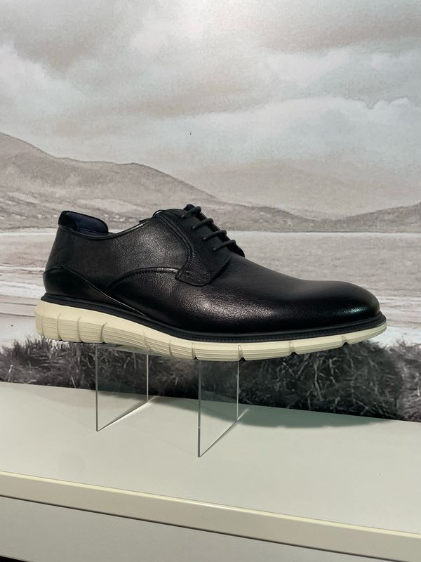 GOLDEN ACE SHOE SCHWARZ