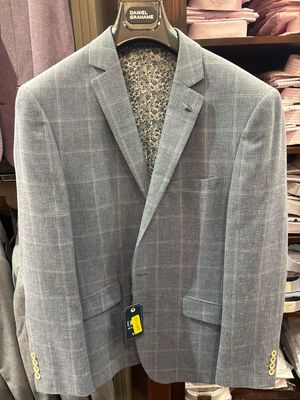 144 14031/25 DOUGLAS &amp; GRAHAME BORDEAUX JACKET