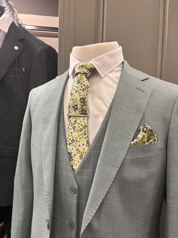 ZAR-CH 24125 3PC SUIT COL 2192