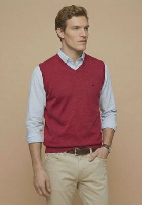 1512 214 FYNCH HATTON SLEEVELESS SLIPOVER COL 343 TOMATO