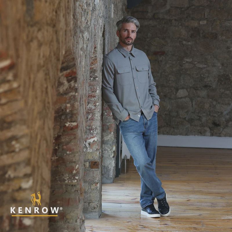 KR909A004 IVAN JEAN BLUE