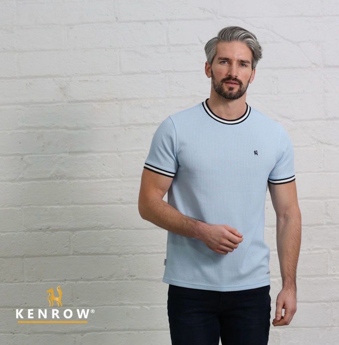 KR10 01473 CORMAC TEE SKY