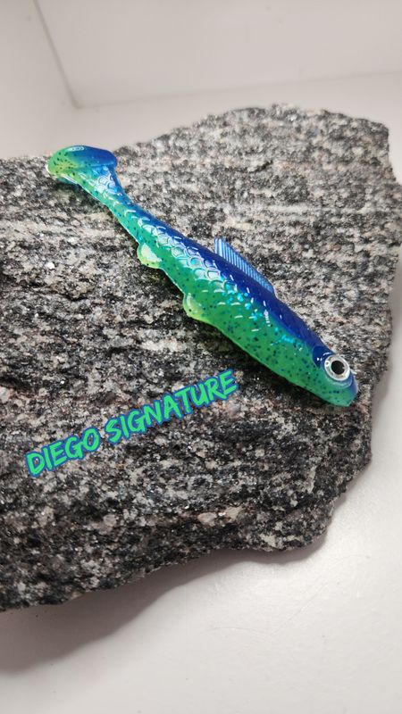 3.5 Swim Bait  Dual Color 5 pk