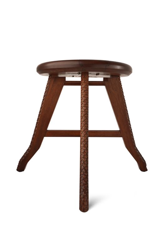 KLAW Stool