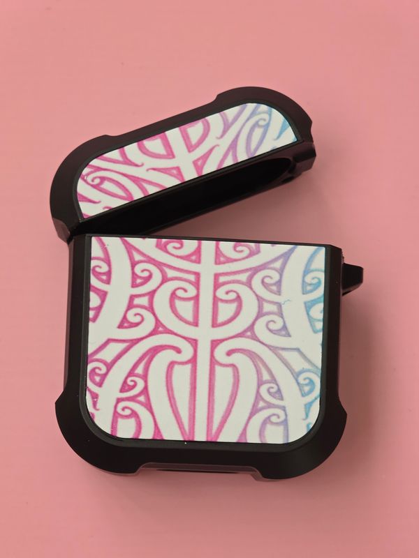 Toi Maori Purple &amp; Green Pod Case