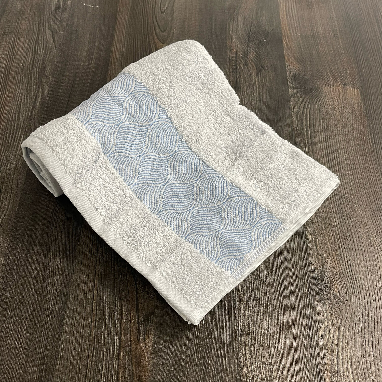 Ipekce Handtuch hellblau mit Muster 50x90 cm
