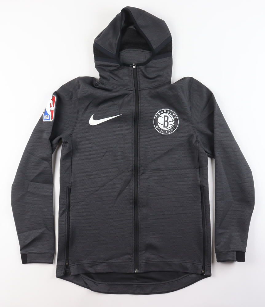 Buck Williams Signed New Jersey Nets Jersey (Beckett) & DeMarre Carroll Game-Used Brooklyn Nets Warm-Up Jacket (Steiner & Fanatics)