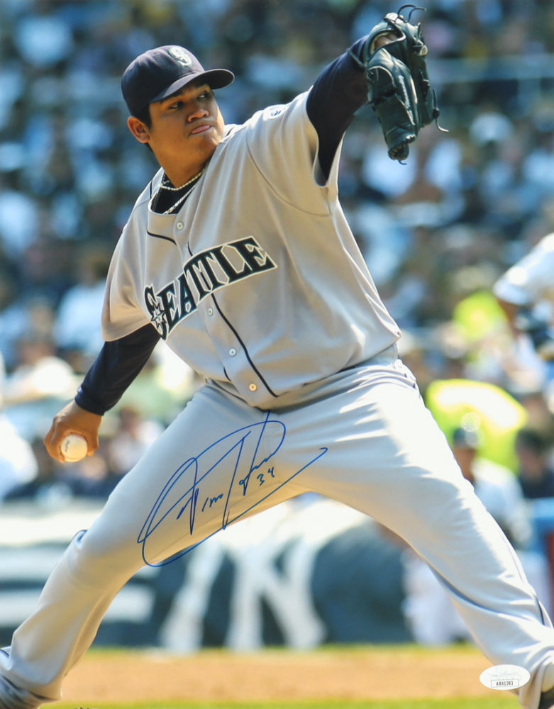 Felix Hernandez Signed Seattle Mariners Jersey (JSA) & Felix Hernandez Signed Seattle Mariners 11x14 Photo (JSA)