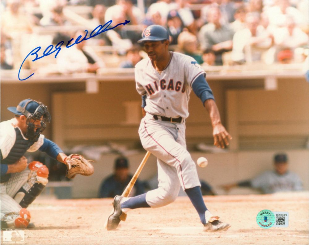 Billy Williams Signed Chicago Cubs 8x10 Photo (Beckett)
