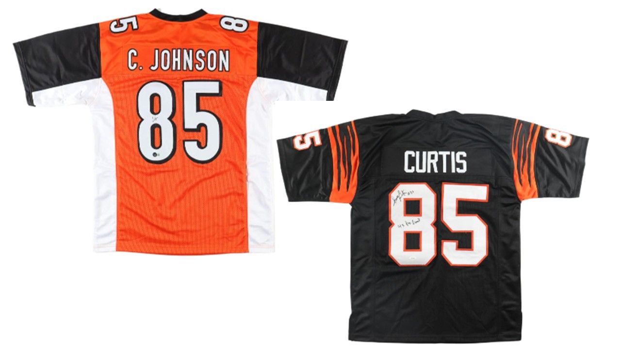 Chad Johnson Signed Cincinnati Bengals Jersey (Beckett) & Isaac Curtis Signed Cincinnati Bengals Jersey Inscribed "4x Pro Bowl" (JSA)