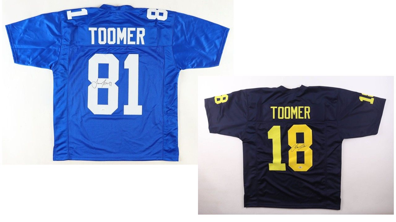 Amani Toomer Signed New York Giants Jersey (JSA) & Amani Toomer Signed Michigan Wolverines Jersey (PSA)