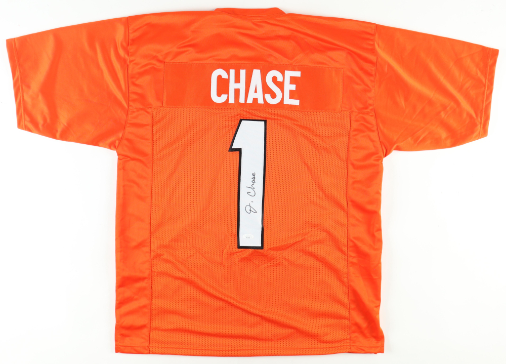 Ja'Marr Chase Signed Cincinnati Bengals 16x20 Photo (Fanatics & Chase) & Ja'Marr Chase Signed Cincinnati BengalsJersey (JSA)
