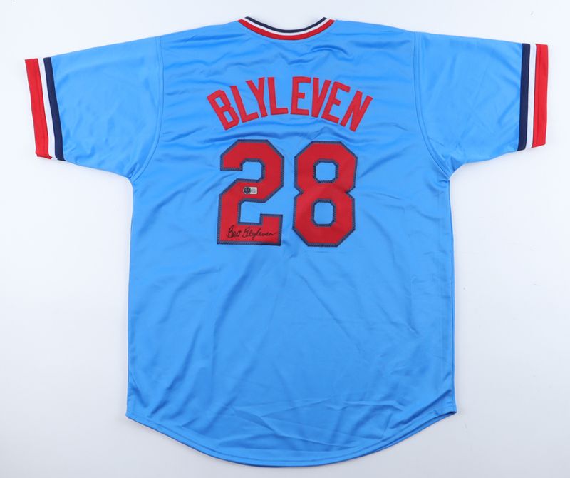 Bert Blyleven Signed Minnesota Twins Jersey (Beckett) Bert Blyleven Signed Minnesota Twins Jersey (Beckett)