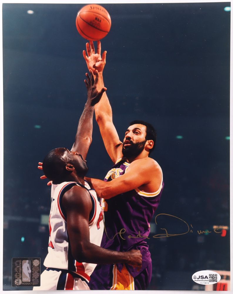 Vlade Divac Signed Los Angeles Lakers 8x10 Photo (JSA)