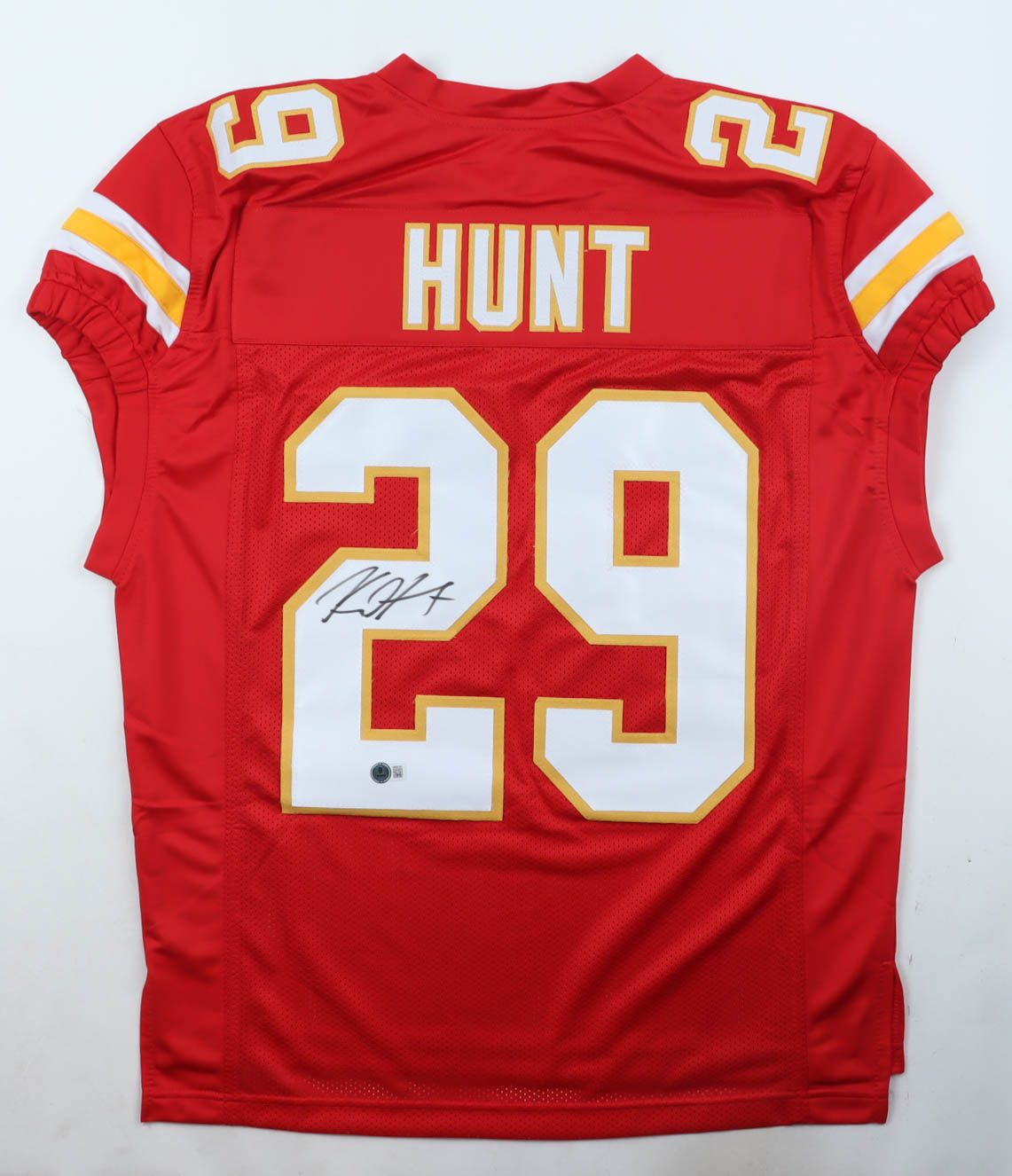 Kareem Hunt Signed Kansas City Chiefs Jersey (Beckett)