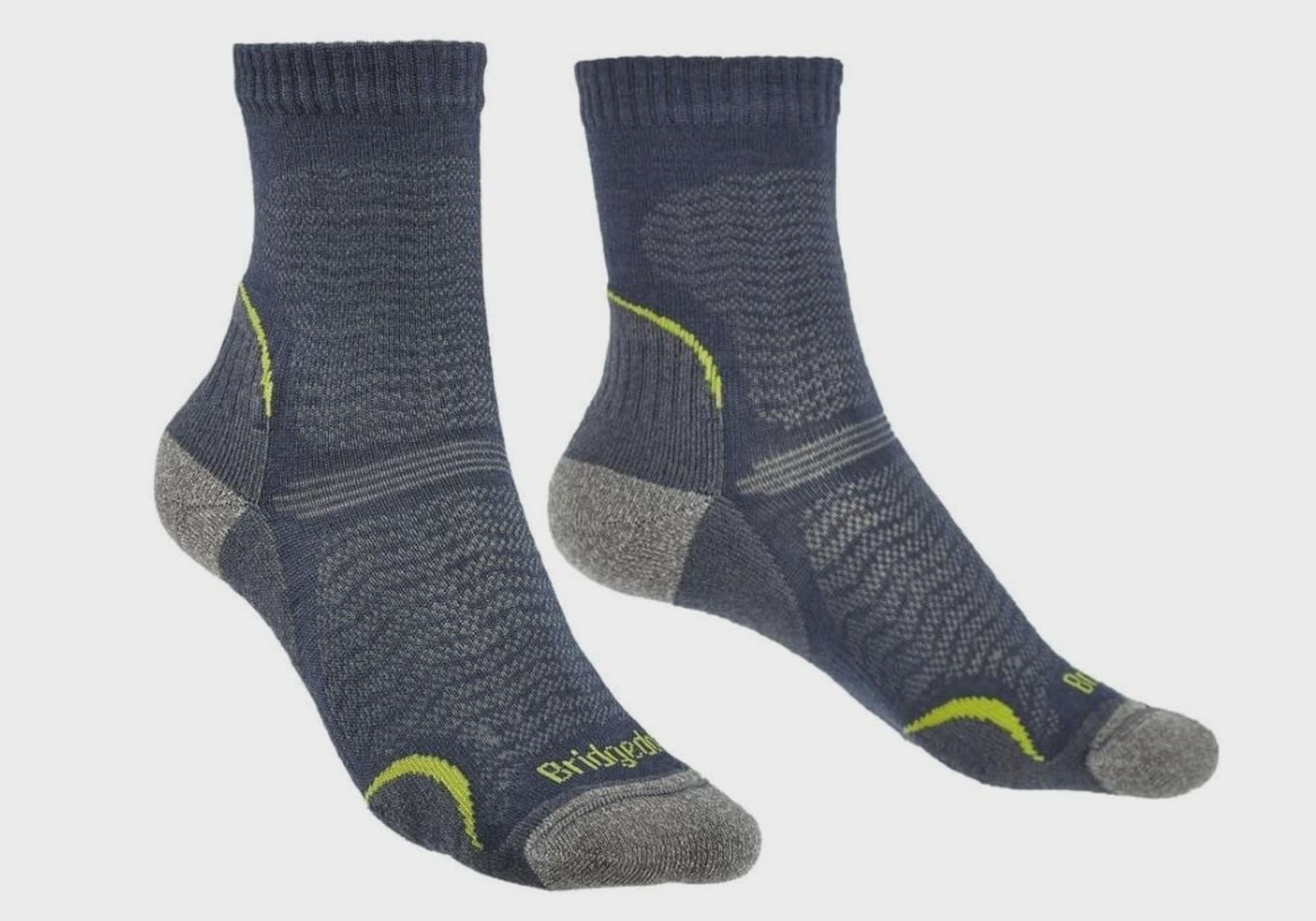 Bridgedale Women's Hike Ultra Light T2 Merino Performance 3/4 Crew Sock, Size: M UK 5-6.5
