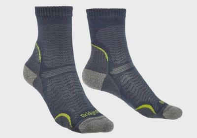 Bridgedale Women's Hike Ultra Light T2 Merino Performance 3/4 Crew Sock