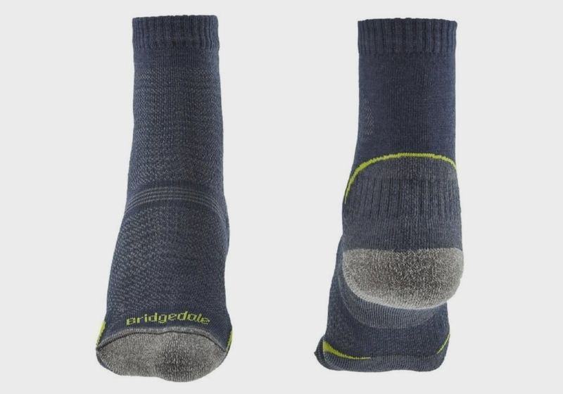 Bridgedale Women's Hike Ultra Light T2 Merino Performance 3/4 Crew Sock