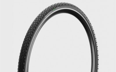 Pirelli Angel XT Urban Tyre