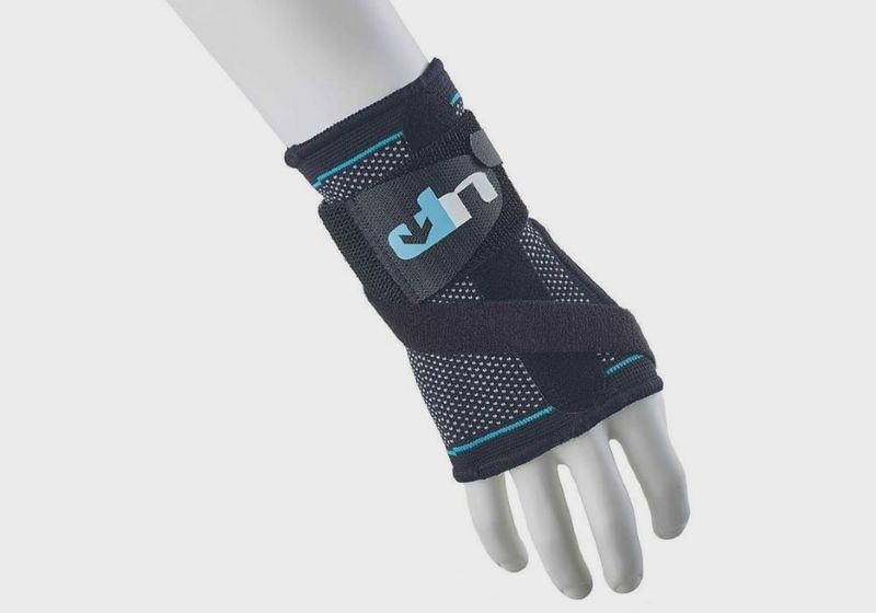Ultimate Performance Advanced Ultimate Compression Wrist Brace with Splint