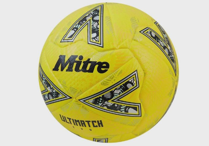 Mitre Ultimatch Evo Football