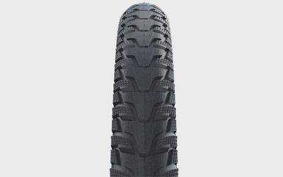Schwalbe Energizer Plus Tour Tyre