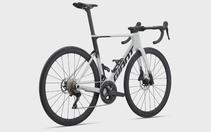 Giant Propel Advanced 2