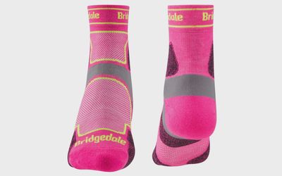 Bridgedale Women's Trail Run Ultra Light T2 Coolmax Sport 3/4 Crew Sock