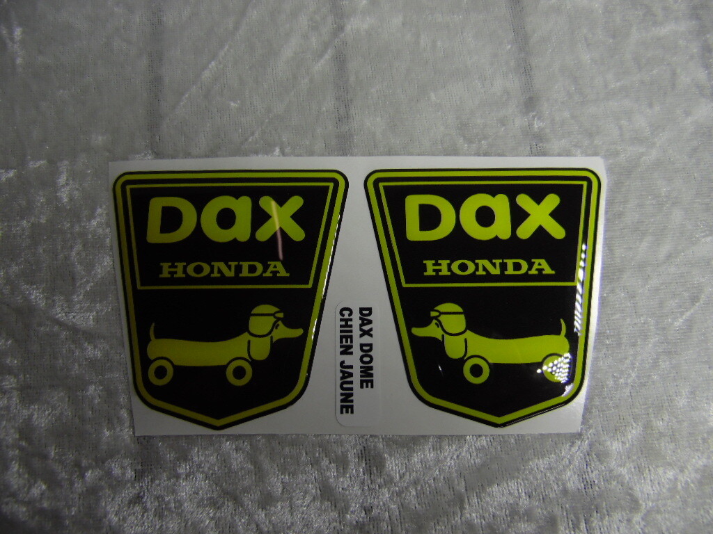 Funny Dog Sticker black/yellow