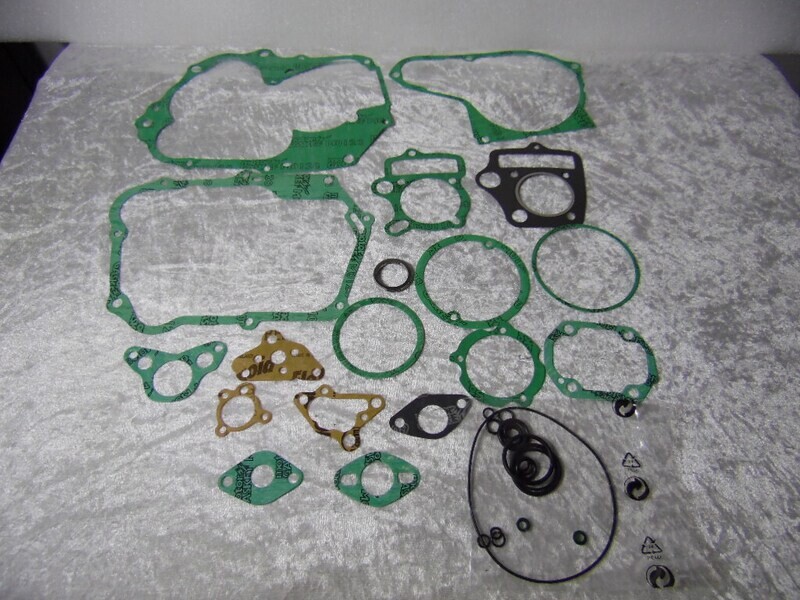 Dichtungssatz komplett f. Honda Dax ST70
