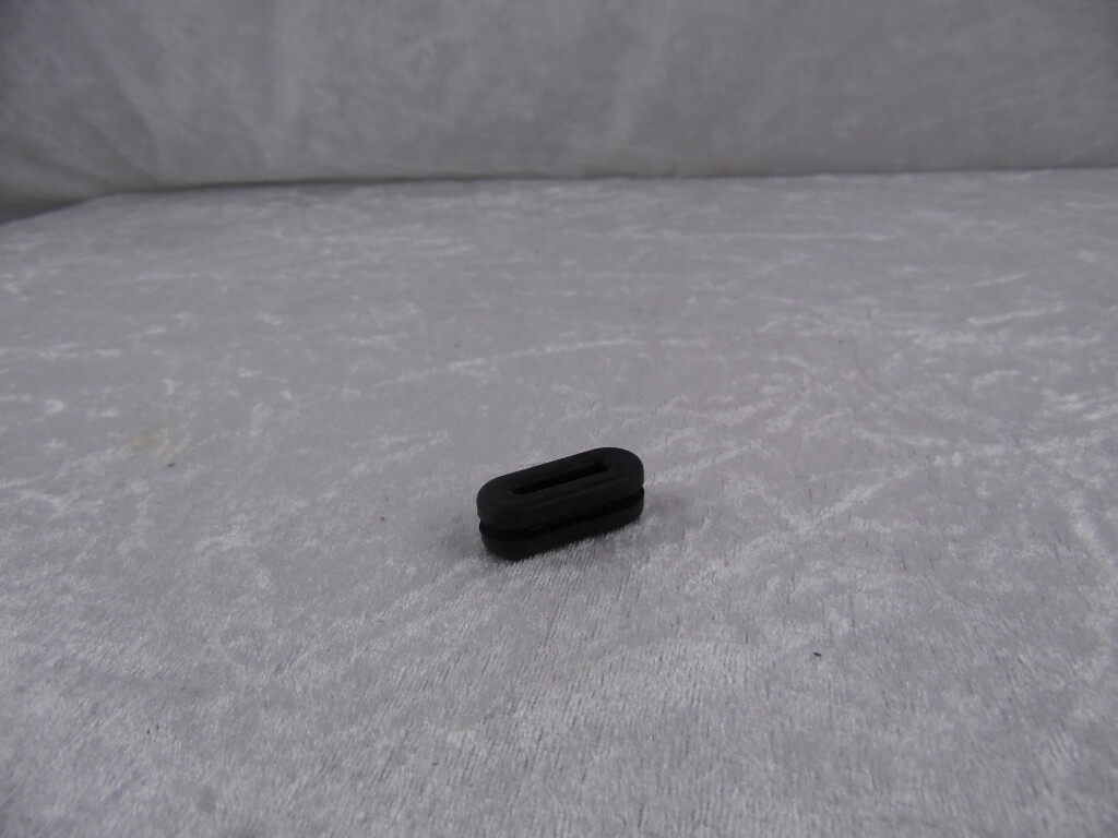 Gummi für Seitendeckel Ace