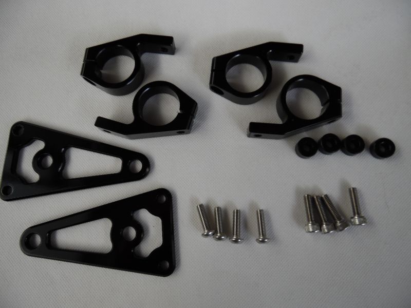 ​​Lampenhalter Alu CNC schwarz für 30mm Standrohre