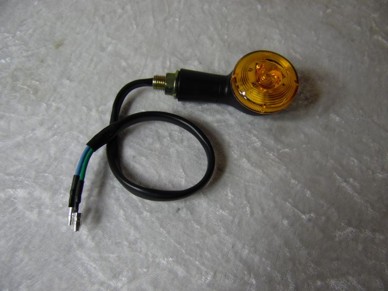 ​Blinker X-Bongo LED vorne rechts mit E-Nummer