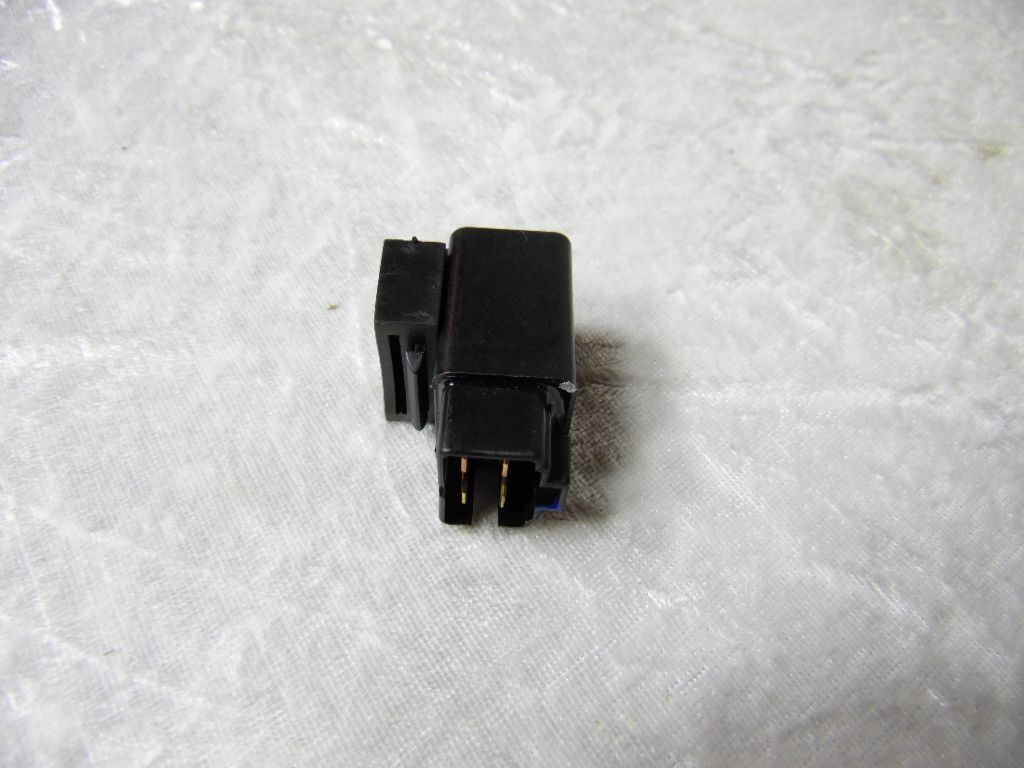 ​Relais für Benzinpumpe und EFI, Euro 5+